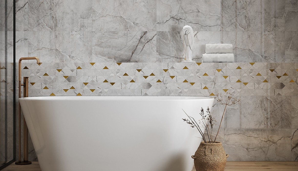 Szara łazienka ze złotymi dodatkami - mozaika, płytki ze złotem - STONE HILLS