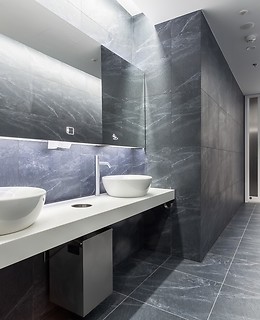 Opoczno Gres łazienkowy Nerthus imitujący naturalny kamień