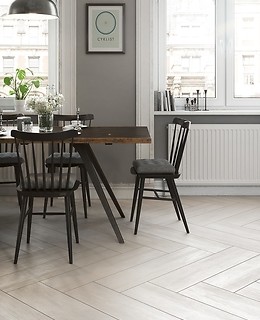 Jasne płytki z kolekcji Nordic Oak White Opoczno