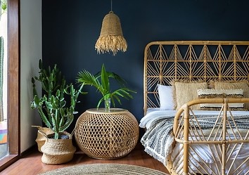 Granat, rattanowe dodatki i styl boho