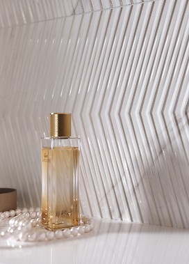 Carrara Chic, Opoczno, płytki strukturalne ze wzorem jodełki