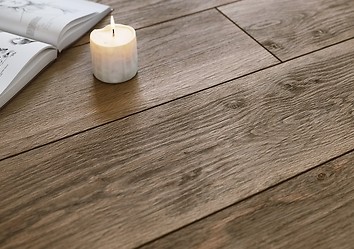 kolor fugi drewnopodobne płytki