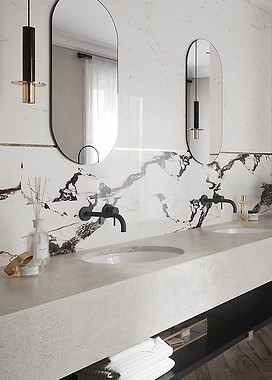 Połączenie białego i czarnego marmuru w łazience