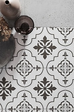 Płytki patchwork - czy przytłoczą małą łazienkę?