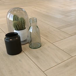 classic oak warm grey livingroom