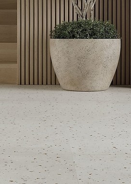 Połączenie drewna i betonu w salonie