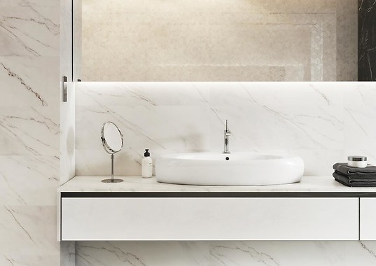 Z czym połączyć kamień na ścianie?