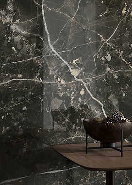 Efekt marmuru na ścianie – jak go uzyskać?