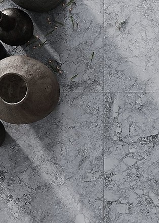 Idealna podłoga do szarych drzwi