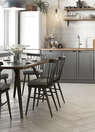 Jaka podłoga sprawdzi się w małej kuchni?