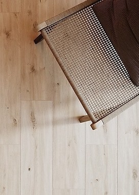 Kuchnia połączona z salonem - czy jednakowa podłoga to dobry pomysł?