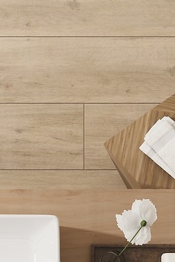 drewnopodobna łazienka