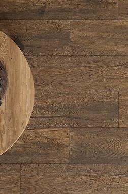 Kuchnia inspirowana drewnem i kamieniem 2